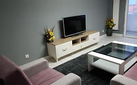 Meny Apartaments